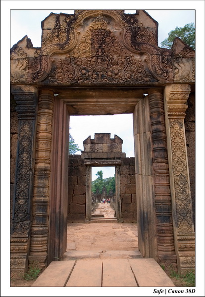 2006 - 07 - Temple angkor - Bantea Srey 03